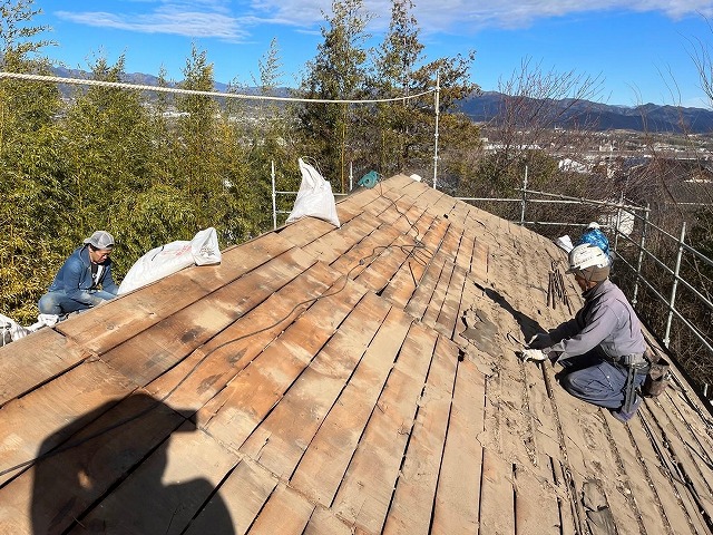 韮崎市　葺き替え工事